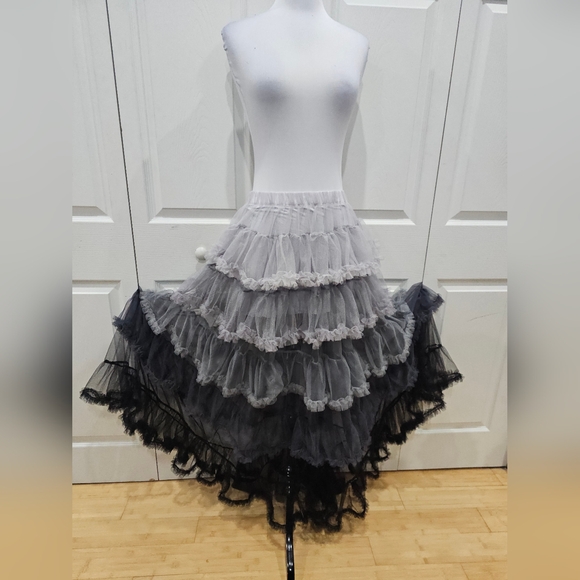 Dolls Kill Sugar Thrillz Gray Black Ombre Sheer Tulle Magical Finale Maxi Skirt - Picture 8 of 8